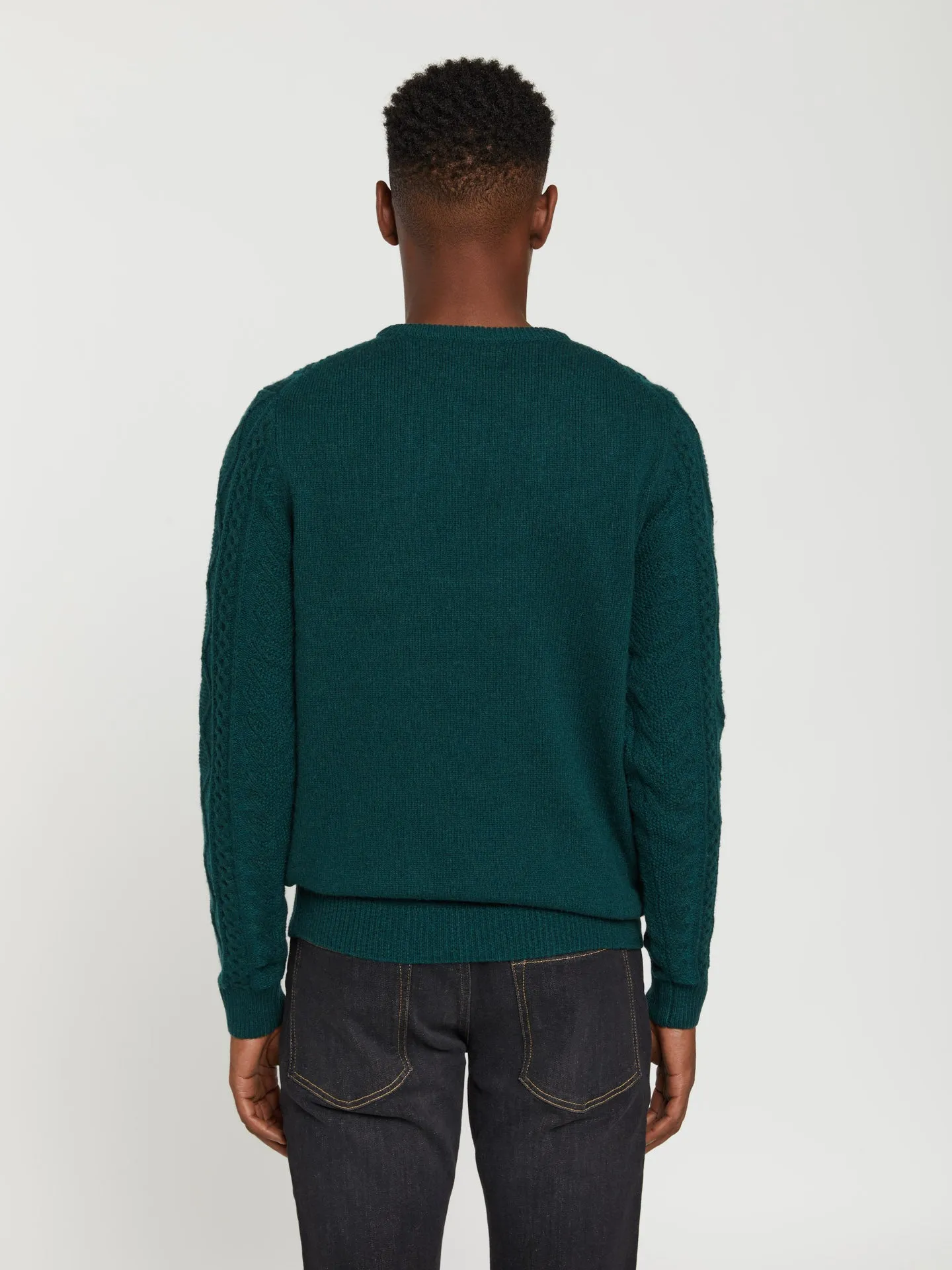 Gen z collection crew neck sweater with cables