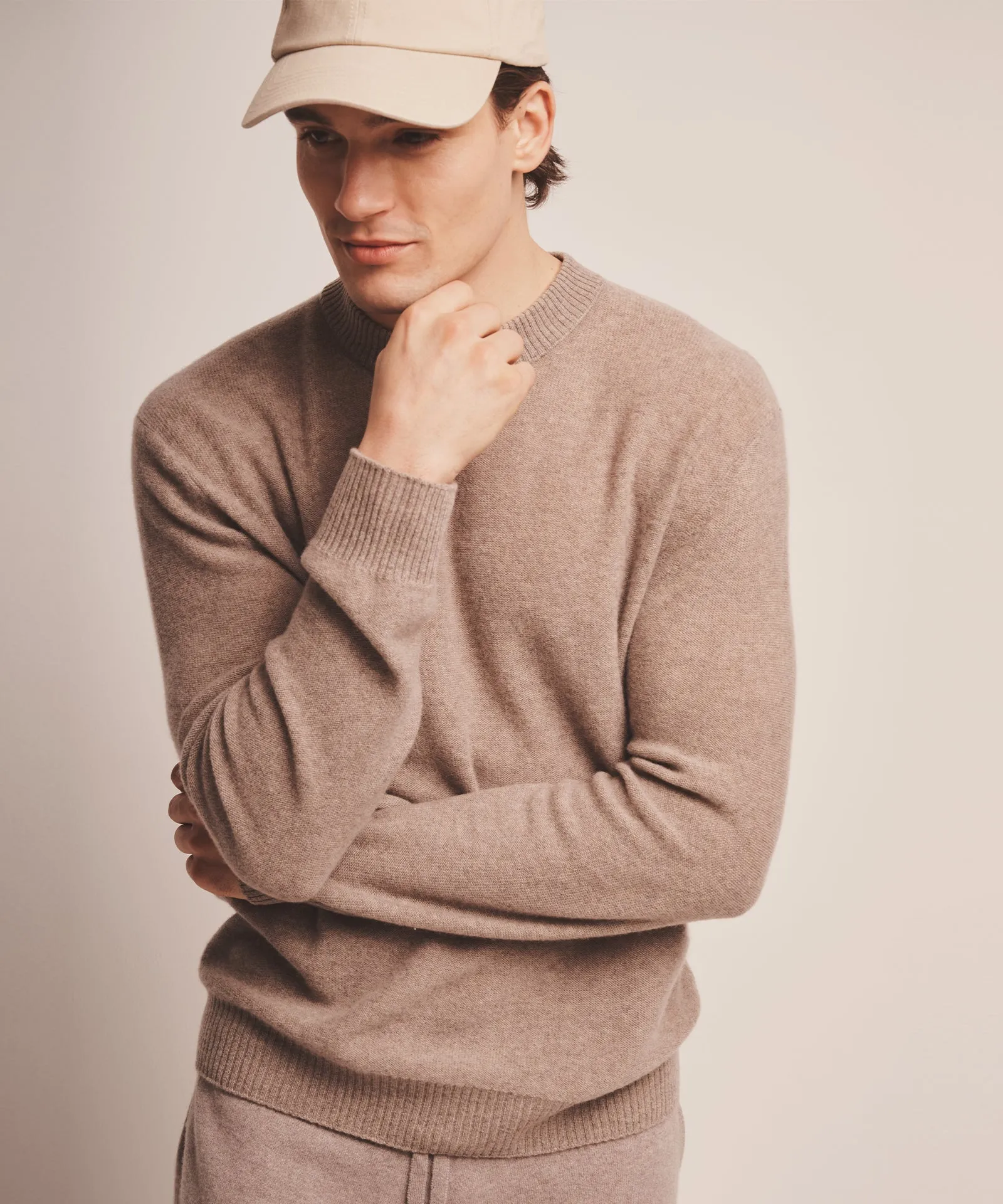 Lightweight Reversible Cashmere Crewneck Sweater