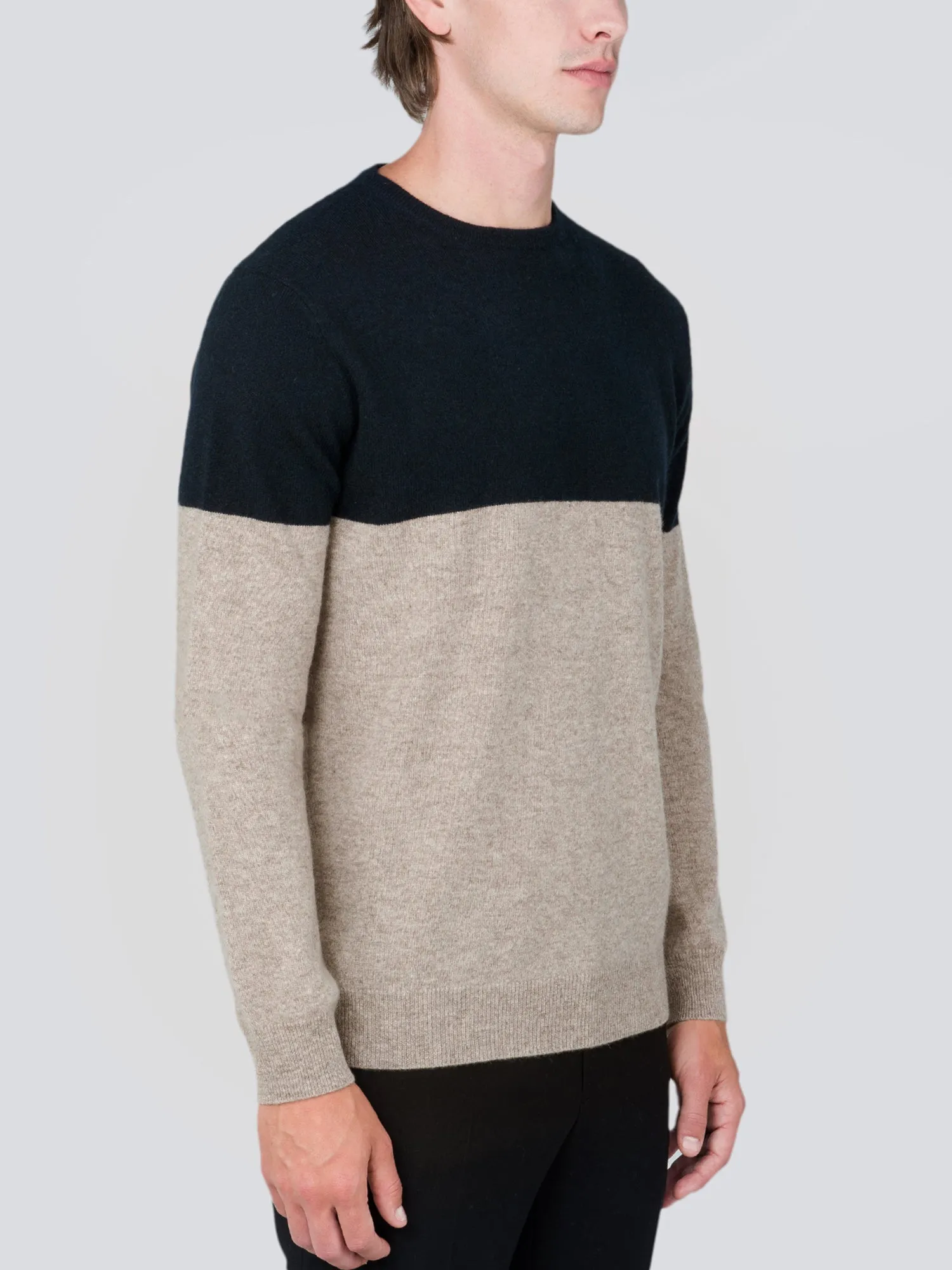 Men Crew Neck Sweater_CB_Dark Navy/Beige