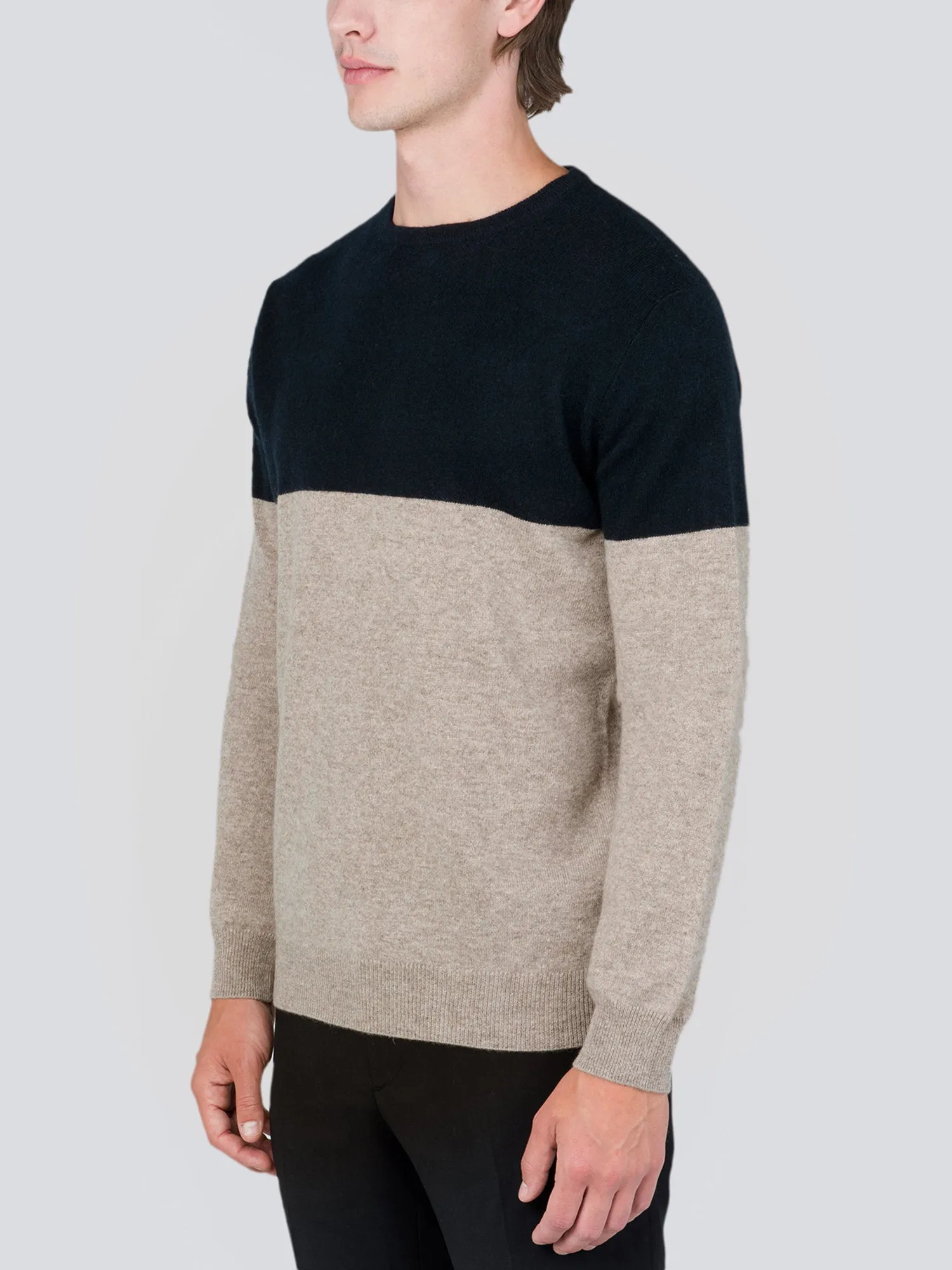 Men Crew Neck Sweater_CB_Dark Navy/Beige