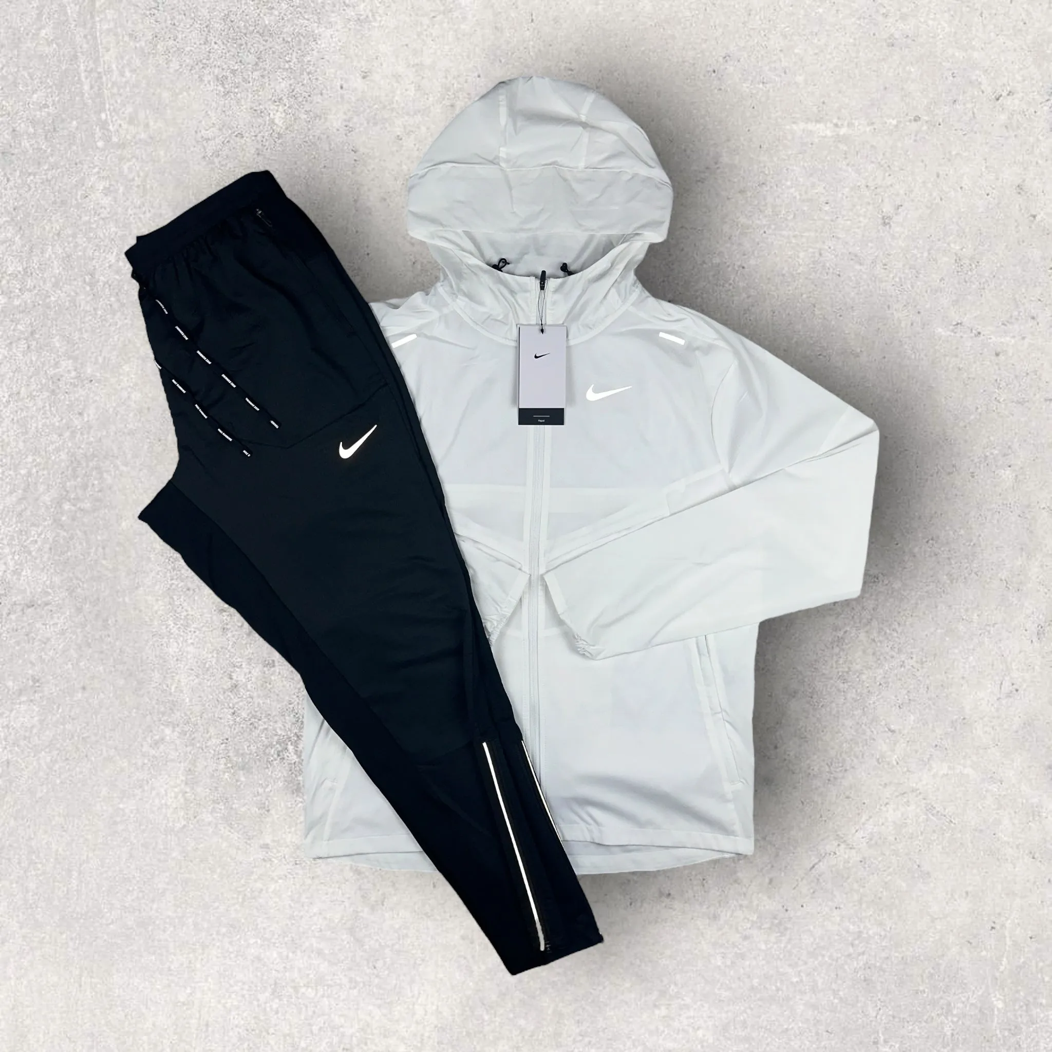 NIKE UV WINDRUNNER JACKET/PHENOM ELITE PANTS - WHITE/BLACK