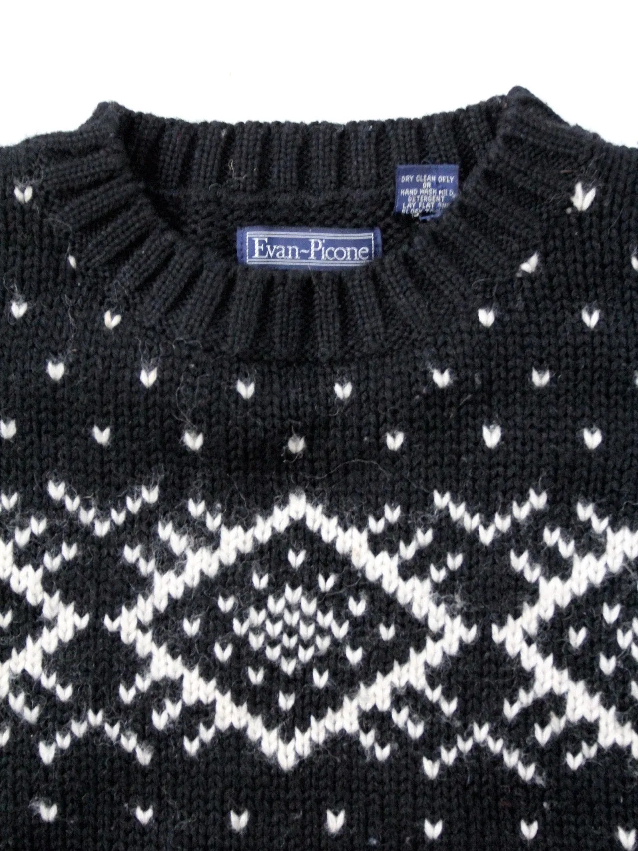 vintage men's ski sweater by Evan Picone